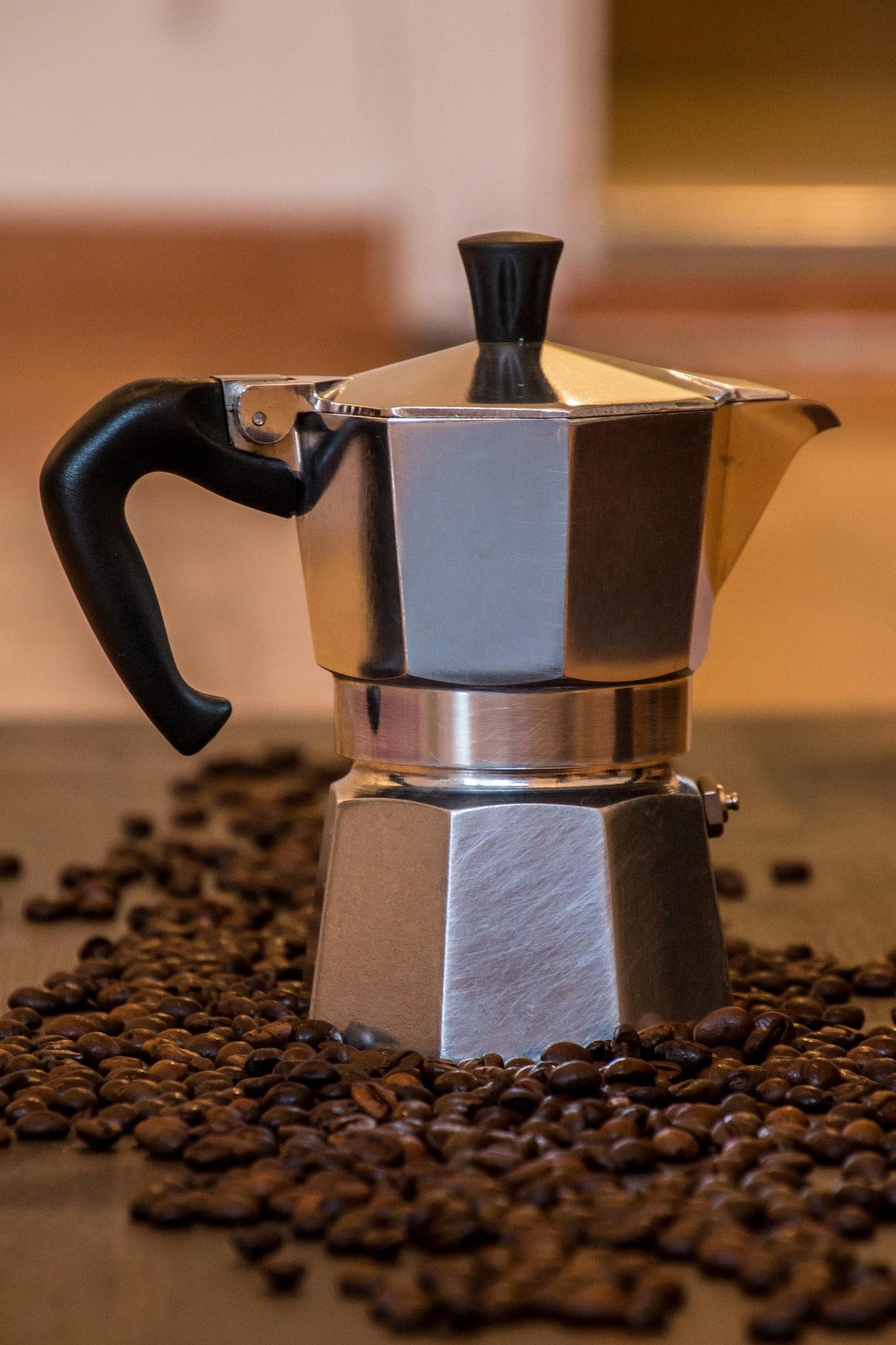 café moulu cafetière italienne